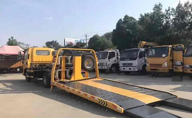 嫩江汽车中途维修案例